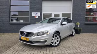 Volvo V60 1.6 T3 Momentum